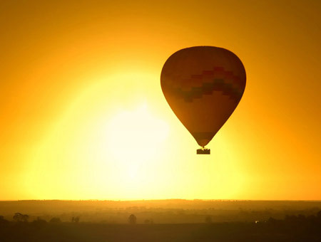 image of Sunrise Champagne Balloon Flight for Two